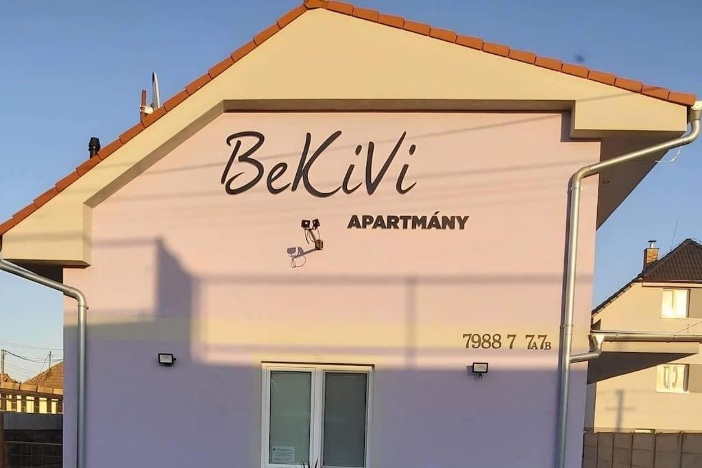 Bekivi Apartmany Dunajská Streda المظهر الخارجي الصورة